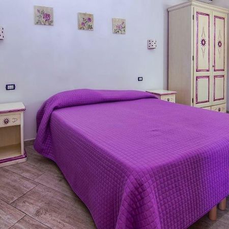 Room Tortoli' Exteriör bild
